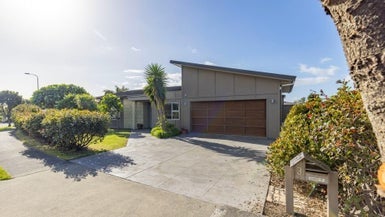 3 Pateke Way, Paraparaumu Beach, Paraparaumu - Carousel 1
