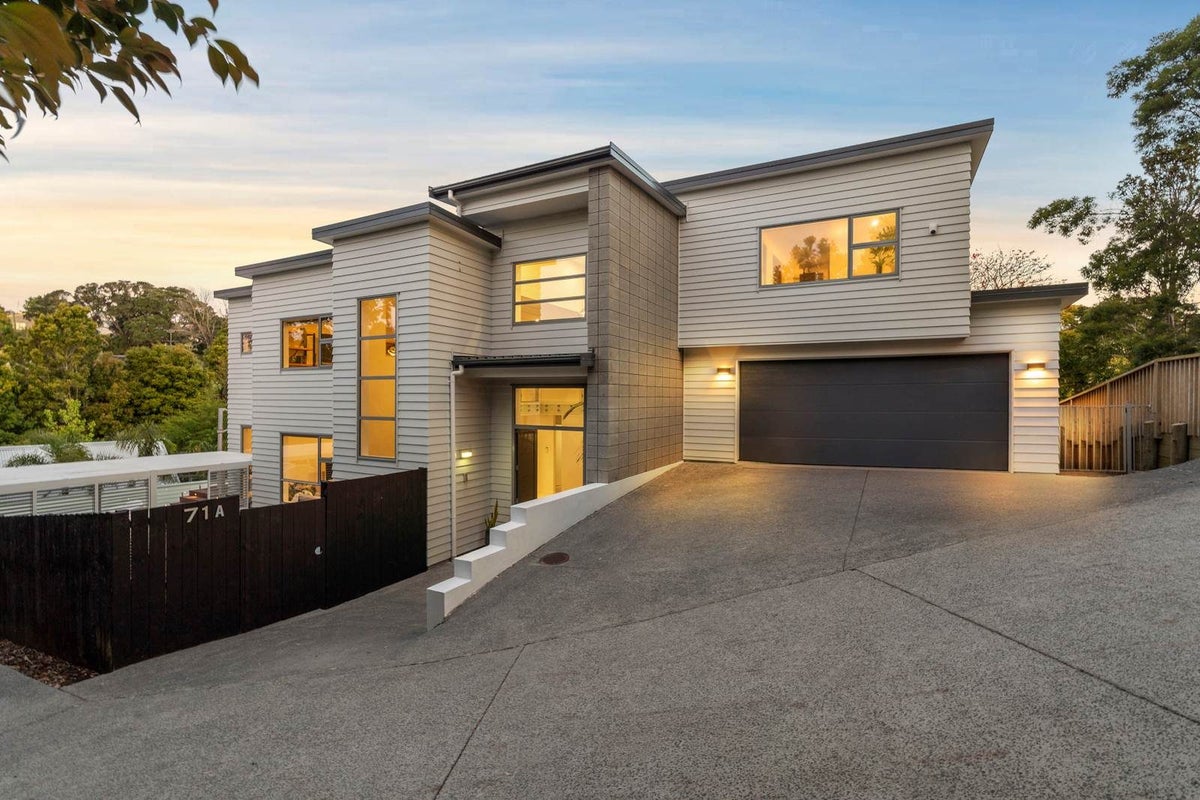 71A Hebron Road, Waiake, Auckland - Carousel 2