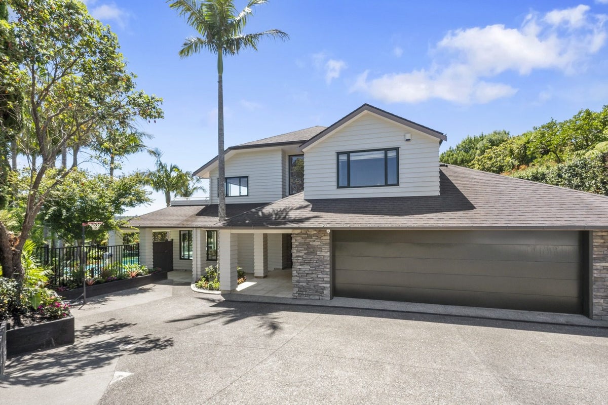 12A Wainoni Heights, Greenhithe, Auckland - Carousel 2