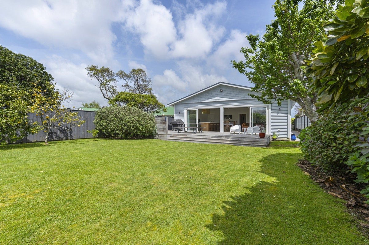 33 Ballance Street, Lower Vogeltown, New Plymouth - Carousel 1