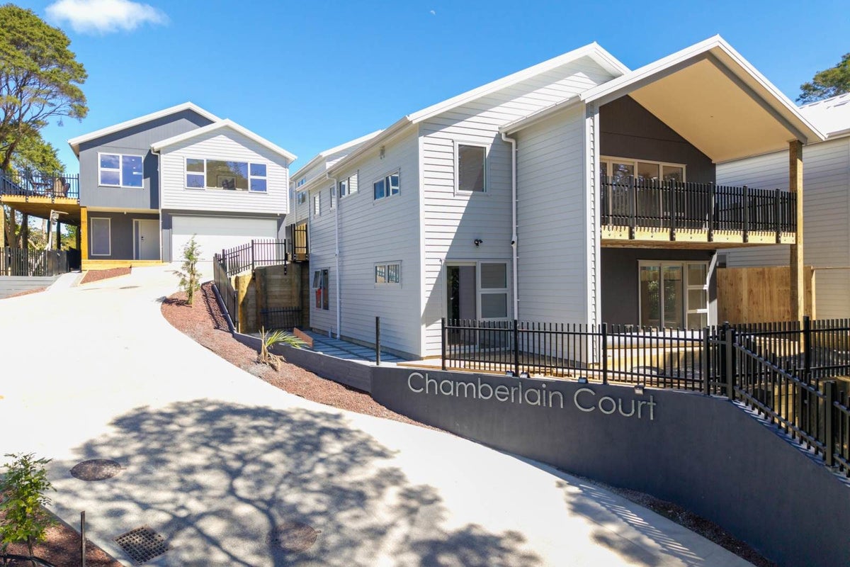 41B Chamberlain Road, Massey, Auckland - Carousel 2