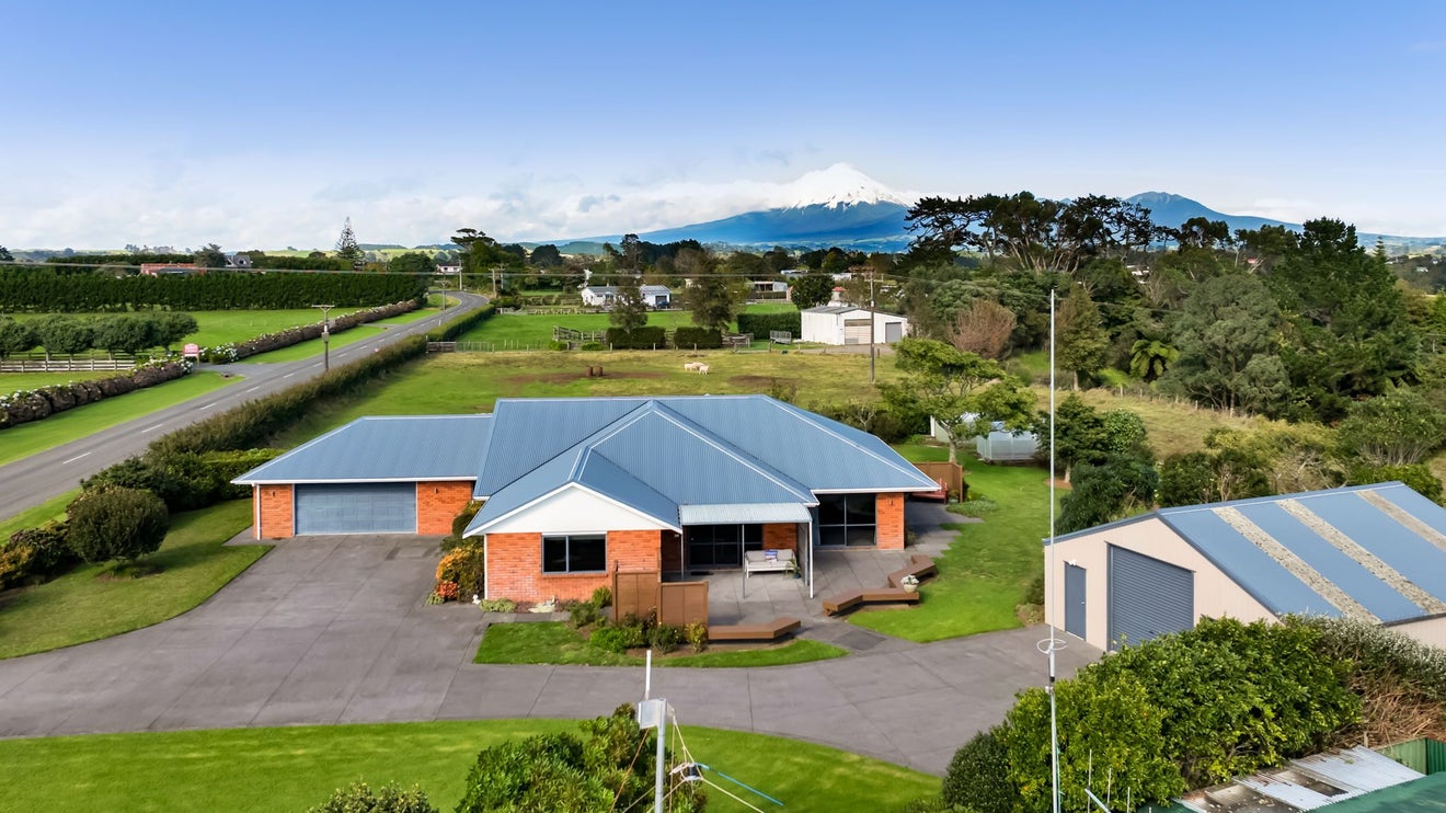270 Smart Road, Hillsborough, New Plymouth - Carousel 1