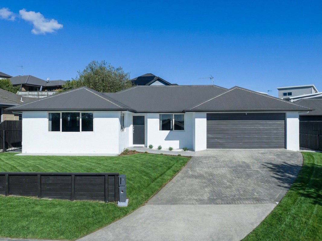 6 Raddington Way, Huntington, Hamilton - Carousel 1
