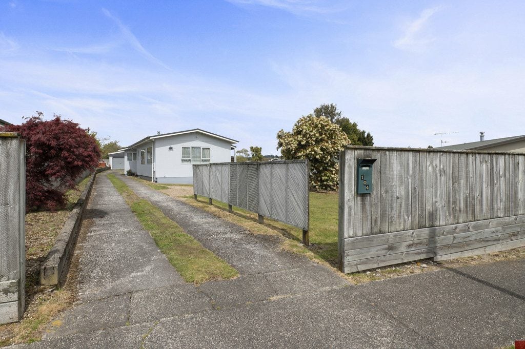 104 Hinemoa Avenue, Taupo, Taupo - Carousel 1
