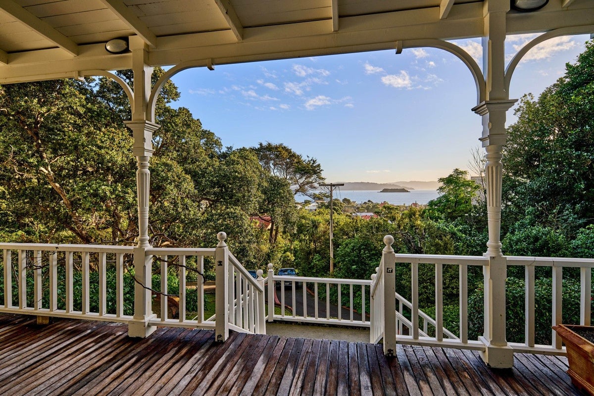 287 Muritai Road, Eastbourne, Lower Hutt - Carousel 2