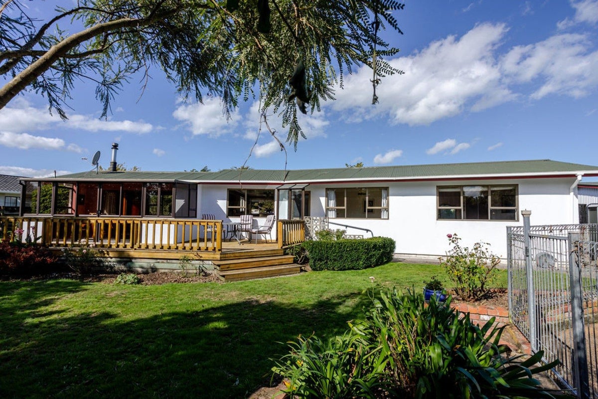 33 Ransom Street, Dannevirke - Carousel 1