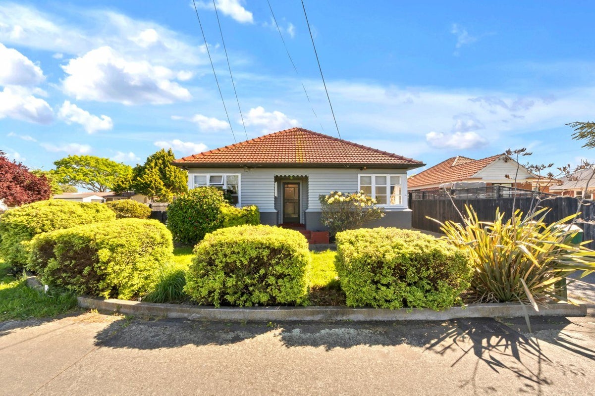 19 Torlesse Street, Avonside, Christchurch - Carousel 1