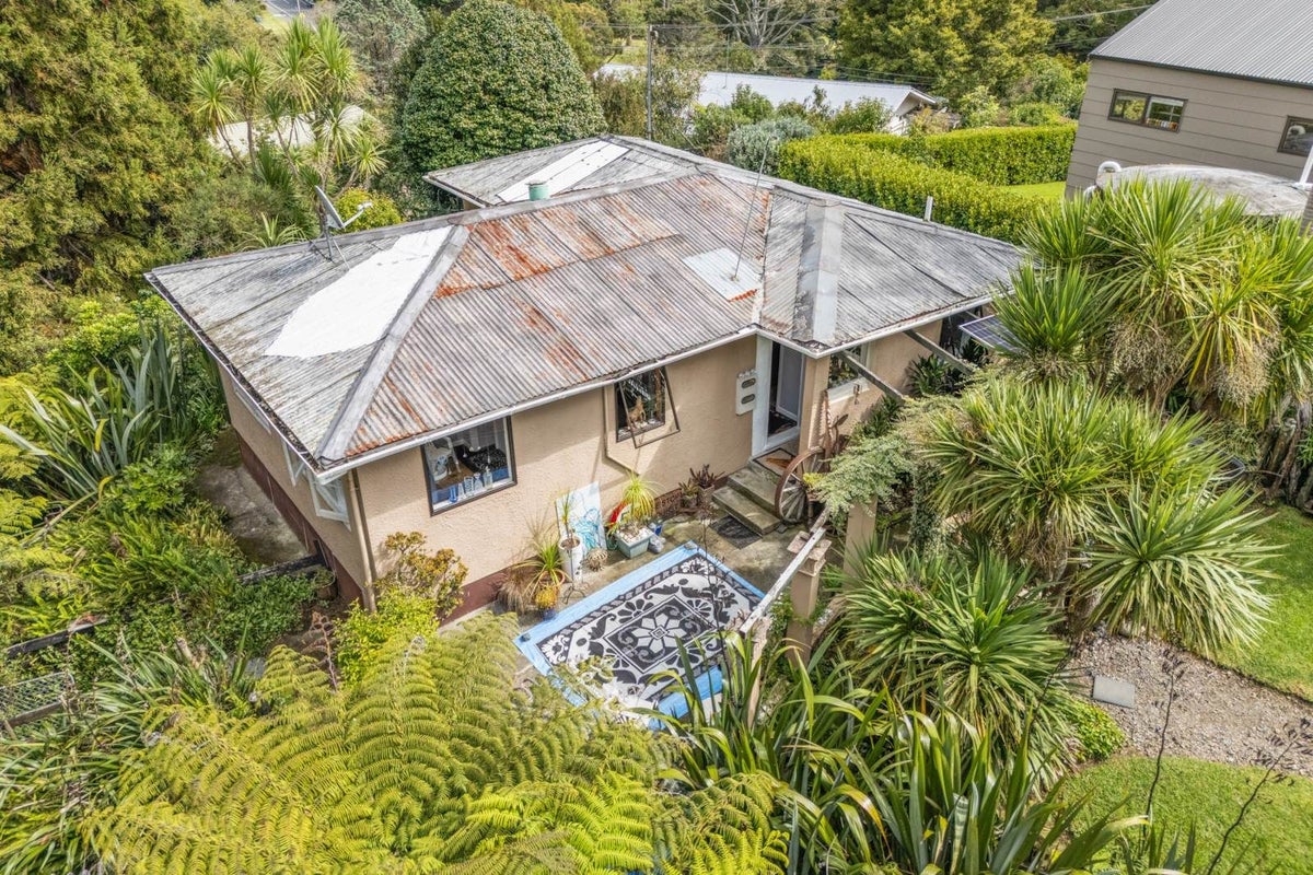46 Oraha Road, Kumeu - Carousel 24