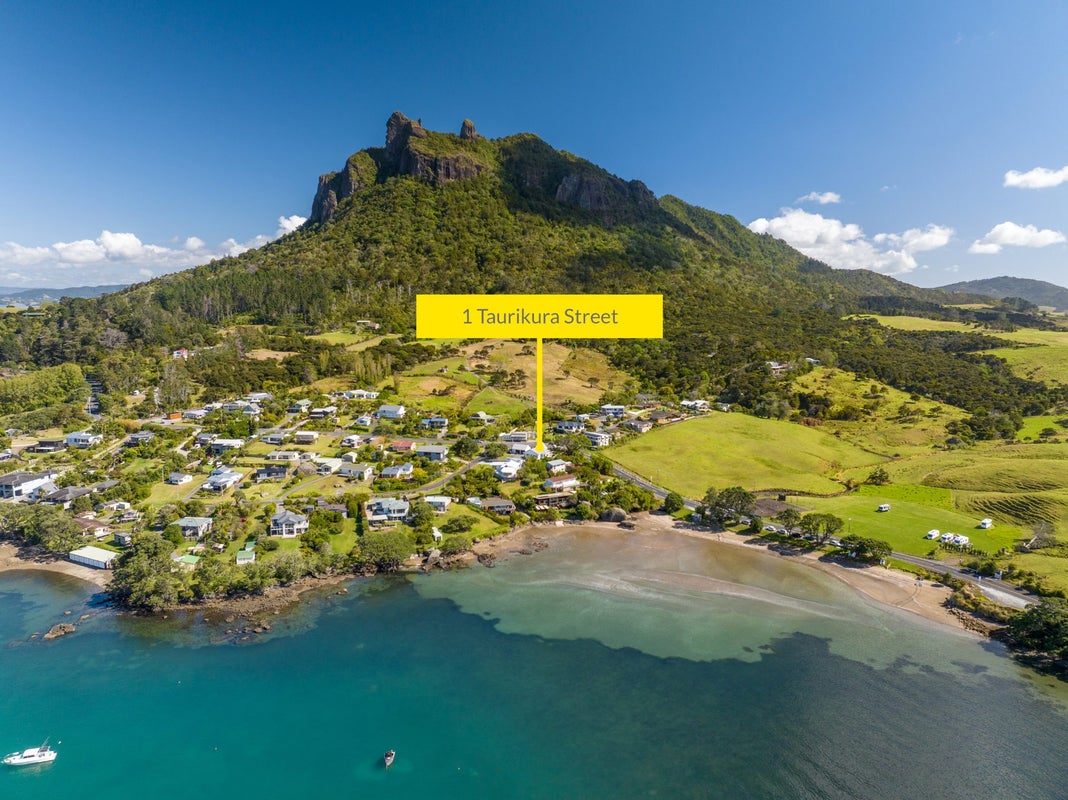 1 Taurikura Street, Whangarei - Carousel 2
