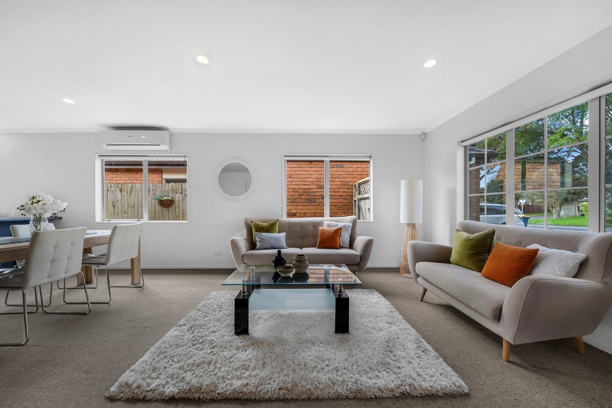 24 Espalier Drive, Henderson, Auckland - Carousel 2