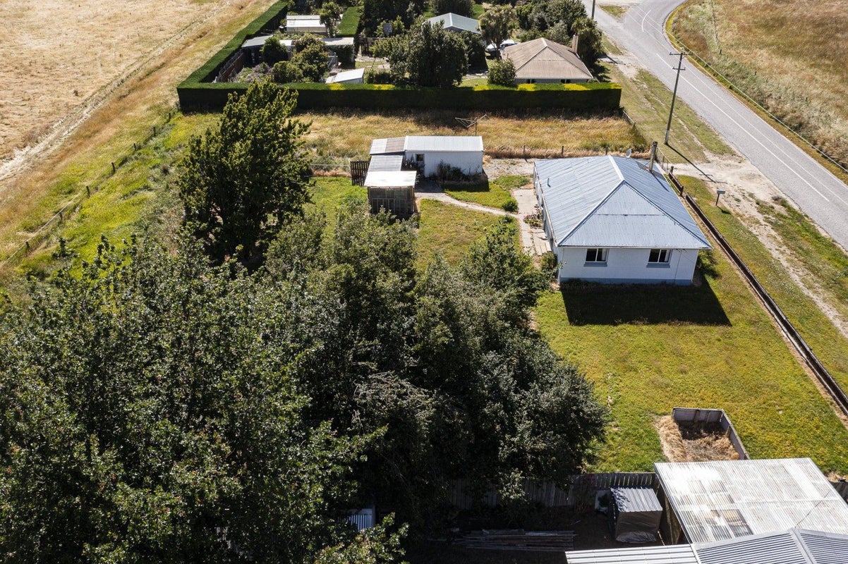 1198 Ardgour Road, Tarras, Cromwell - Carousel 15
