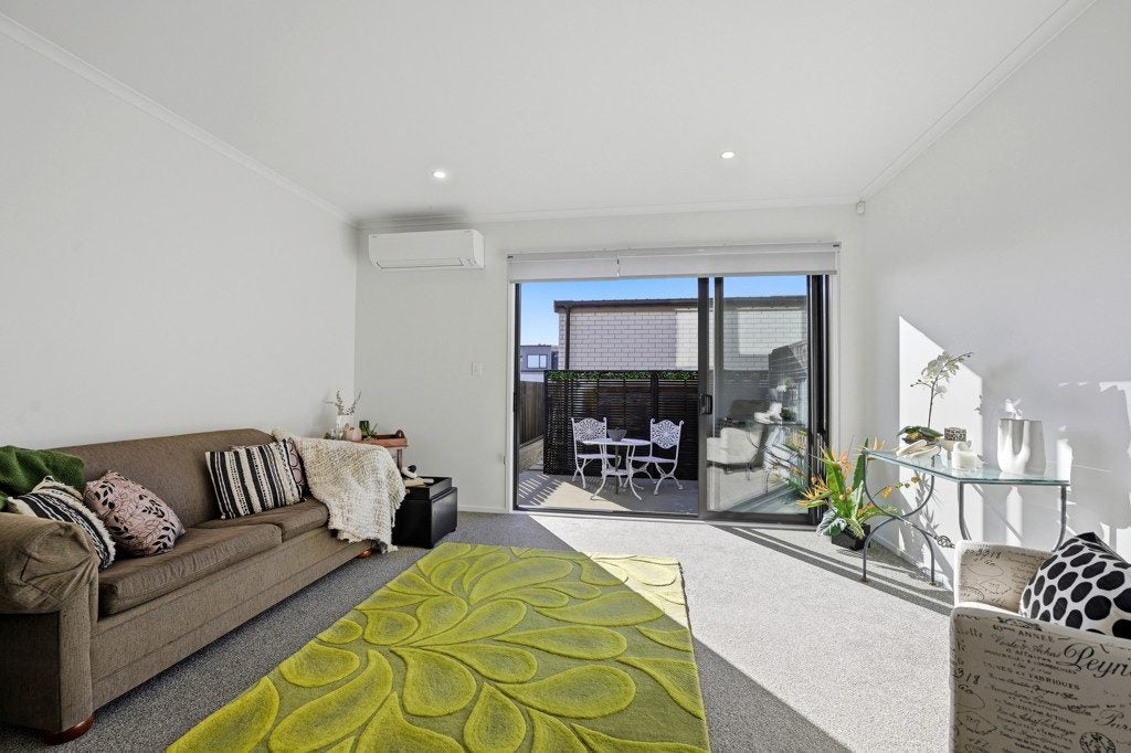 14 Timu Road, Long Bay, Auckland - Carousel 2