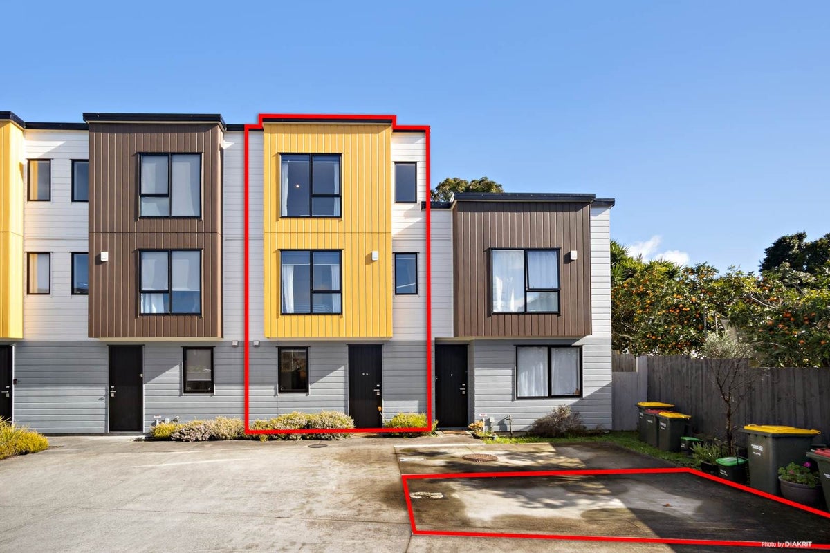 5B Beach Road, Te Atatu Peninsula, Auckland - Carousel 24