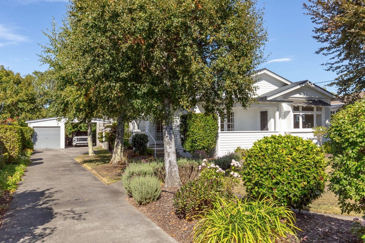 7 College Street, Masterton - Carousel 1