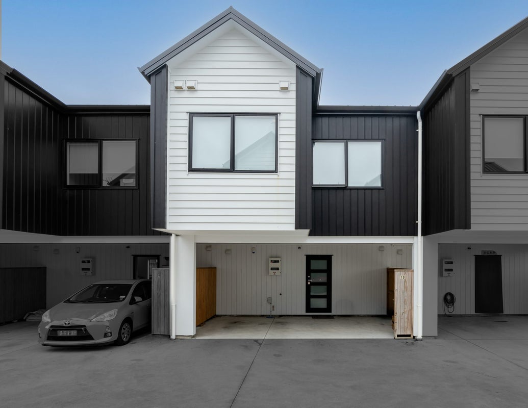 10/56 May Street, Hamilton East, Hamilton - Carousel 1