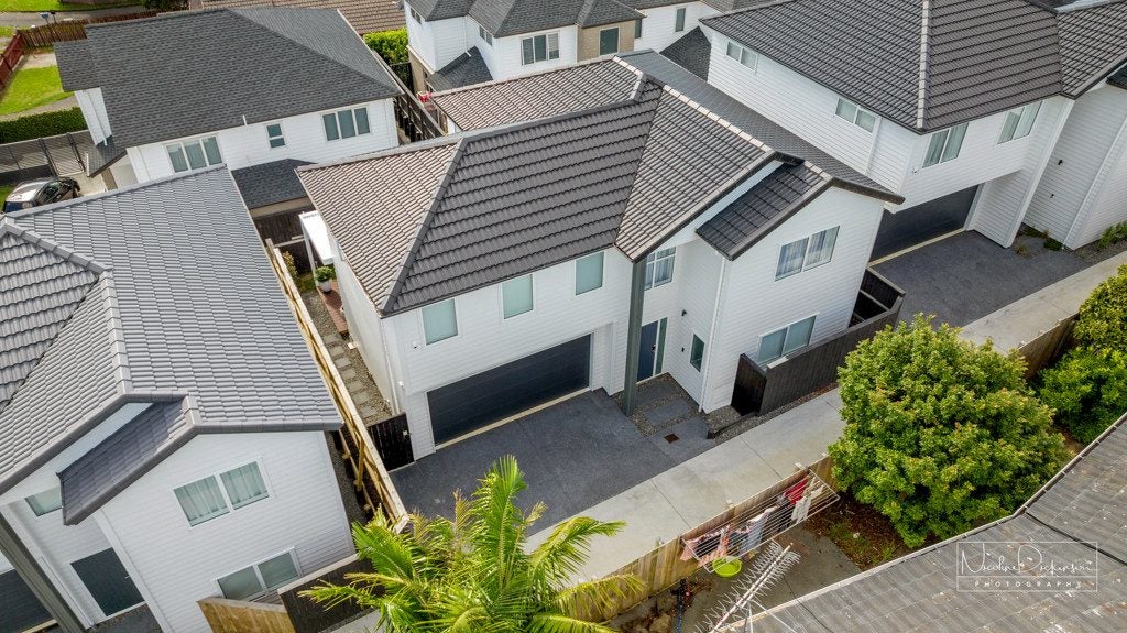 82B Moore Street, Howick, Auckland - Carousel 1
