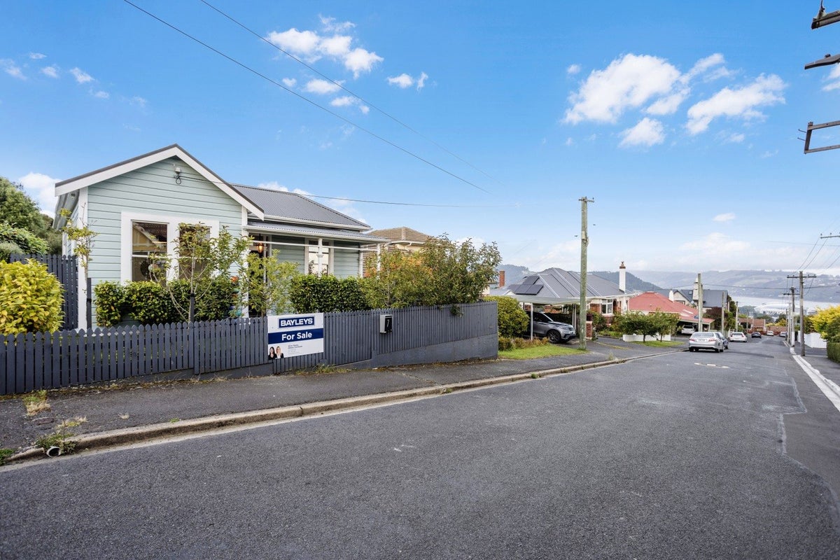 7 Lothian Street, Maori Hill, Dunedin - Carousel 32
