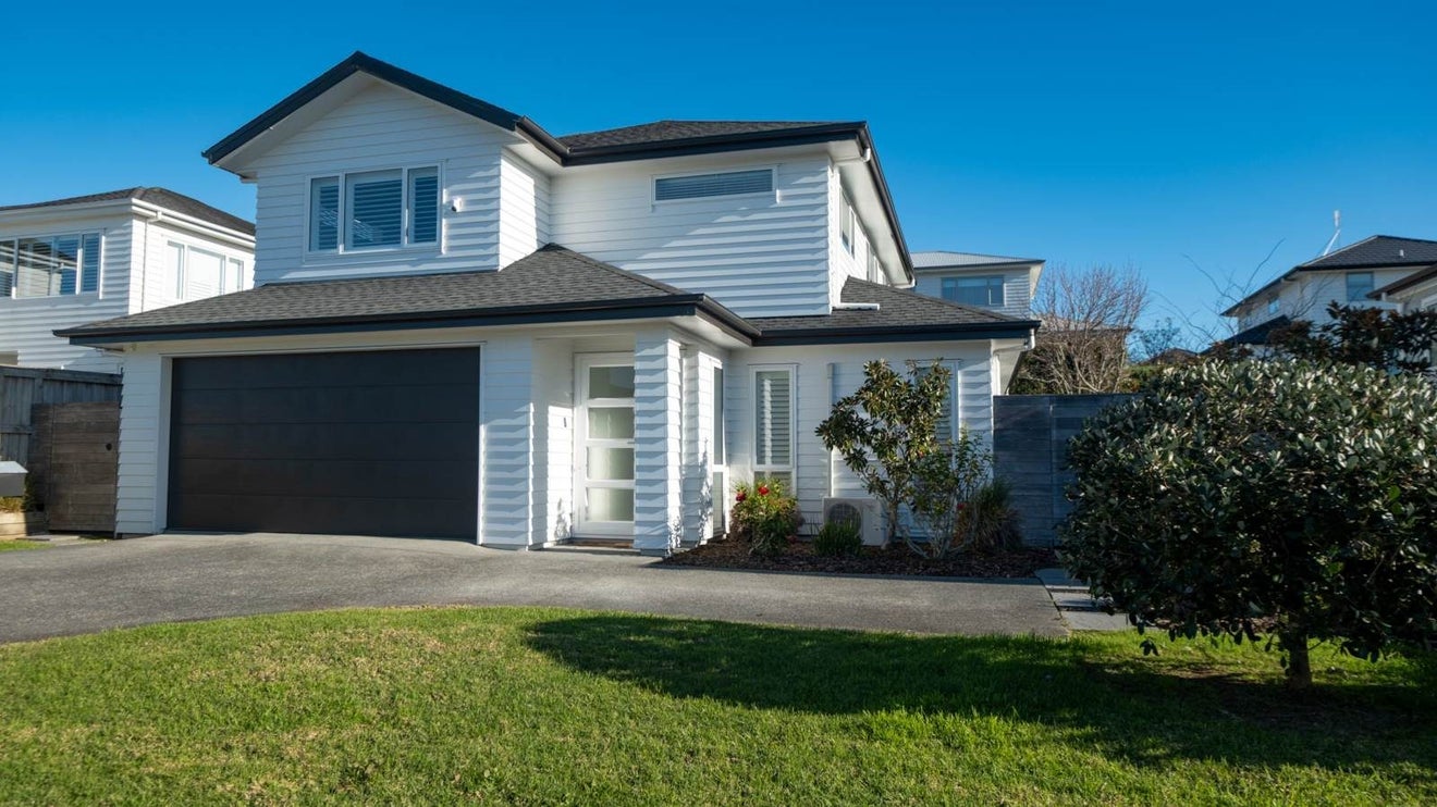 62 Timberland Drive, Silverdale, Silverdale - Carousel 2