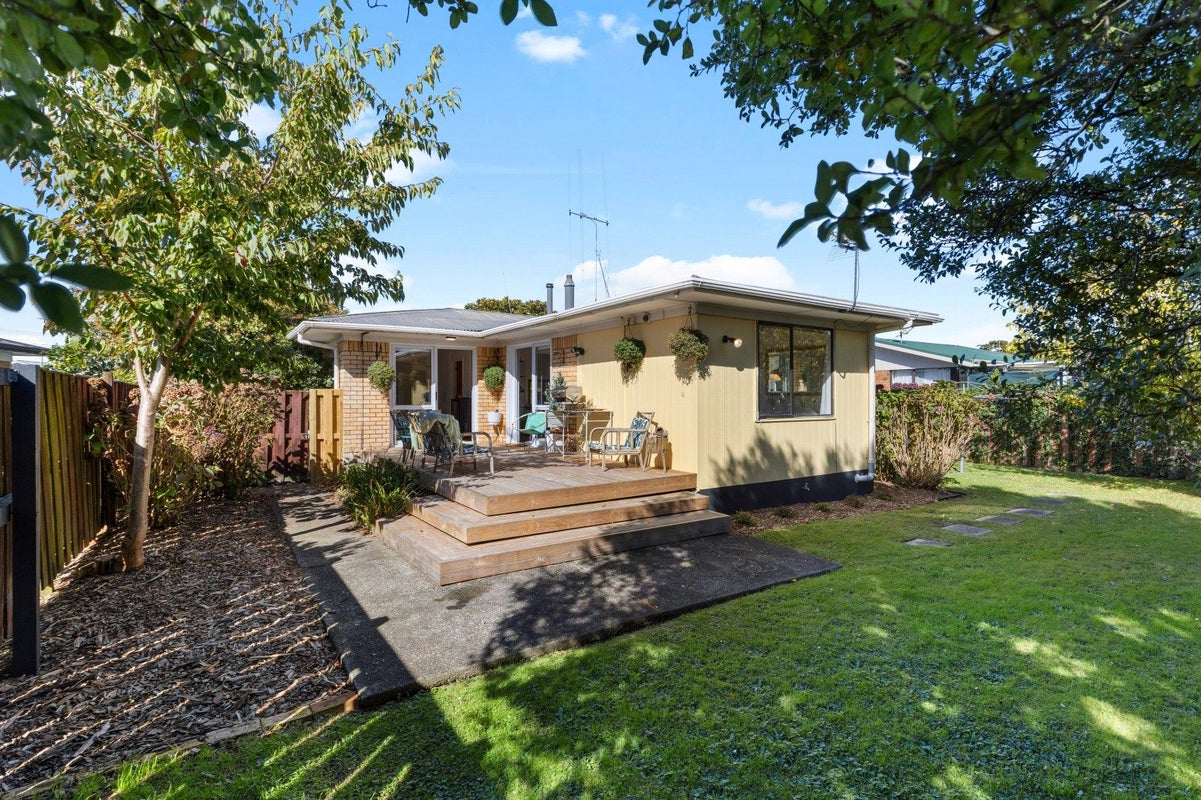 102 Mount View Road, Melville, Hamilton - Carousel 2
