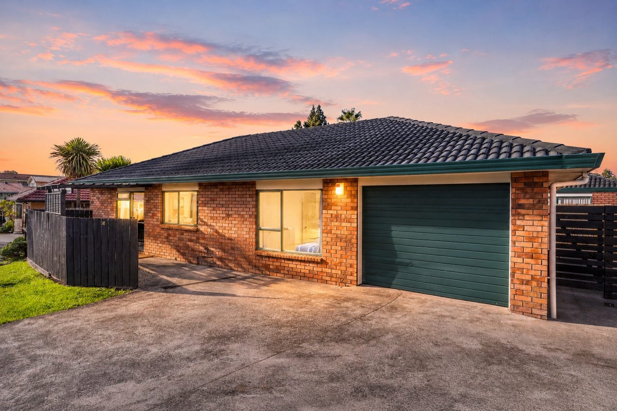 5B Finlayson Avenue, Clendon Park, Auckland - Carousel 1