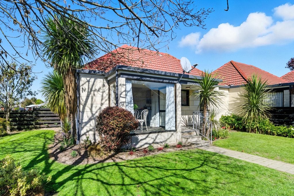 1/4 Broadbent Street, Riccarton, Christchurch - Carousel 1