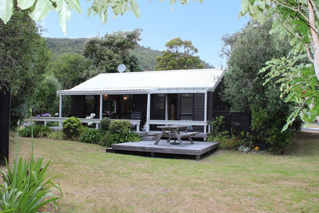 111 Kenwood Drive, Matarangi, Whitianga - Carousel 2