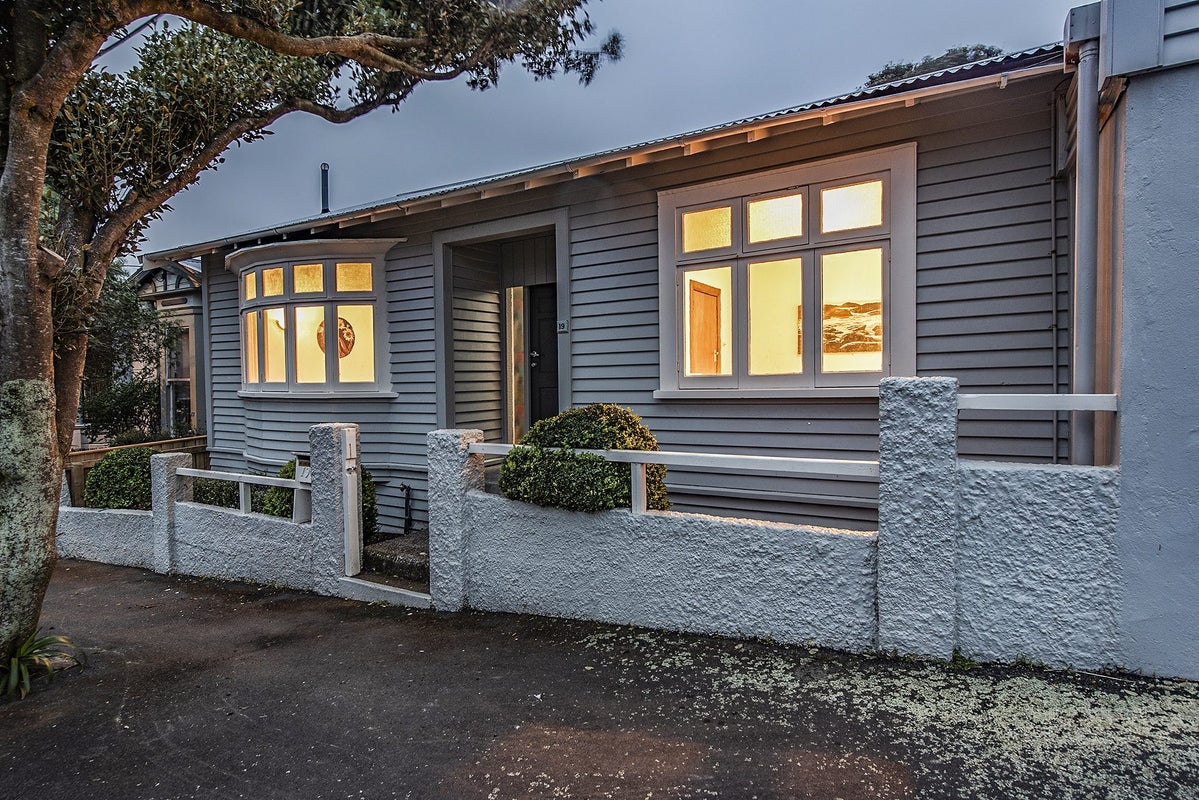 19 Chatham Street, Berhampore, Wellington - Carousel 1