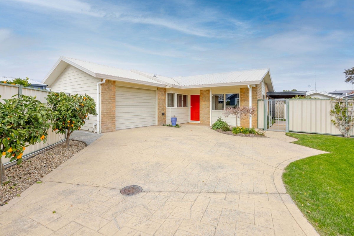 6A Moeller Street, Taradale, Napier - Carousel 1