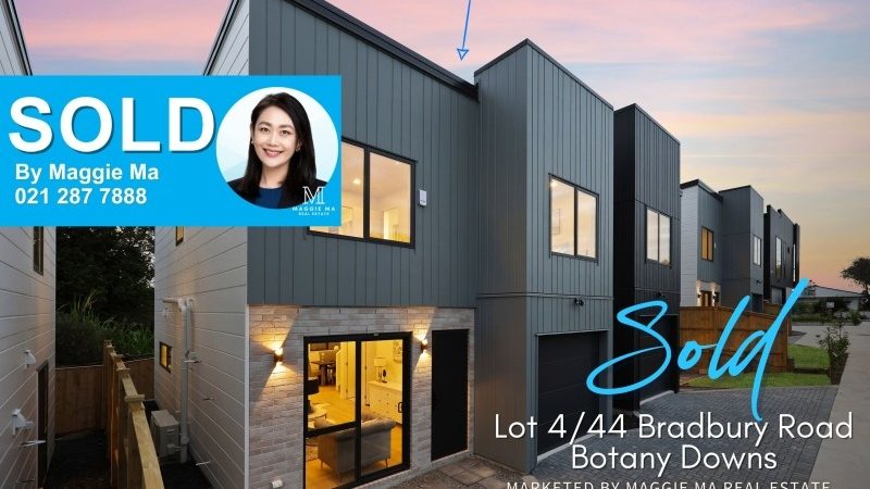44B Bradbury Road, Botany Downs, Auckland - Carousel 1