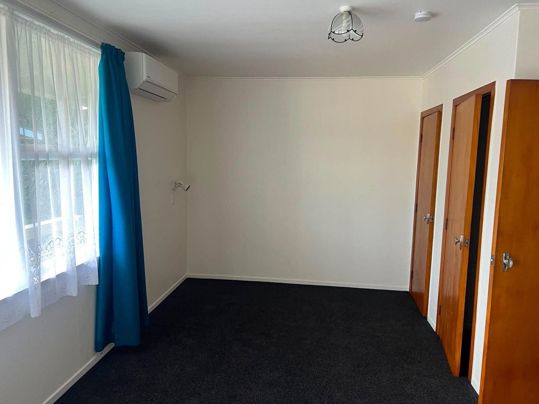 126 Cook Street, Marfell, New Plymouth - Carousel 2