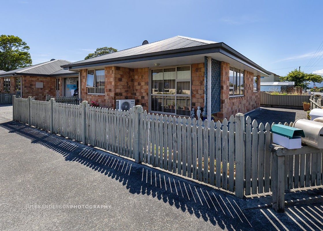 21D Mill Street, Westport, Westport - Carousel 2