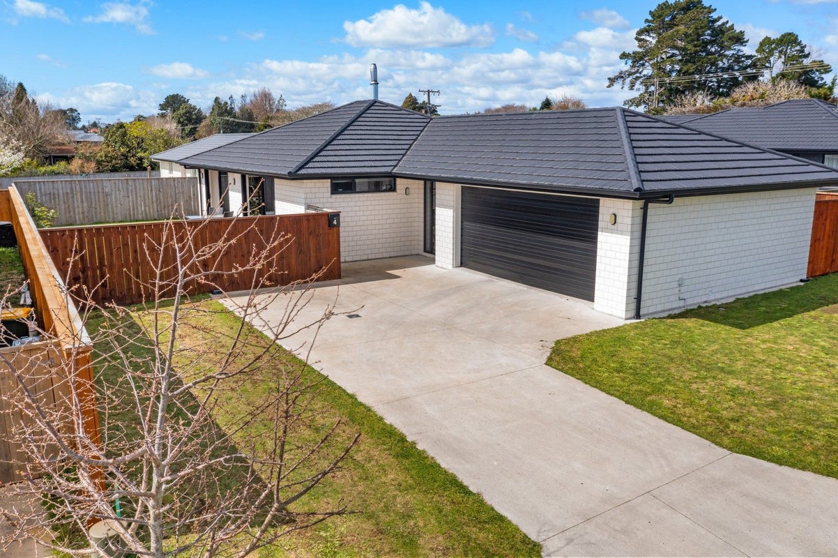4 Tangaroa Street, Waitara, Waitara - Carousel 1