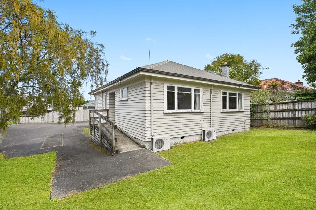 61 Boundary Road, Claudelands, Hamilton - Carousel 2