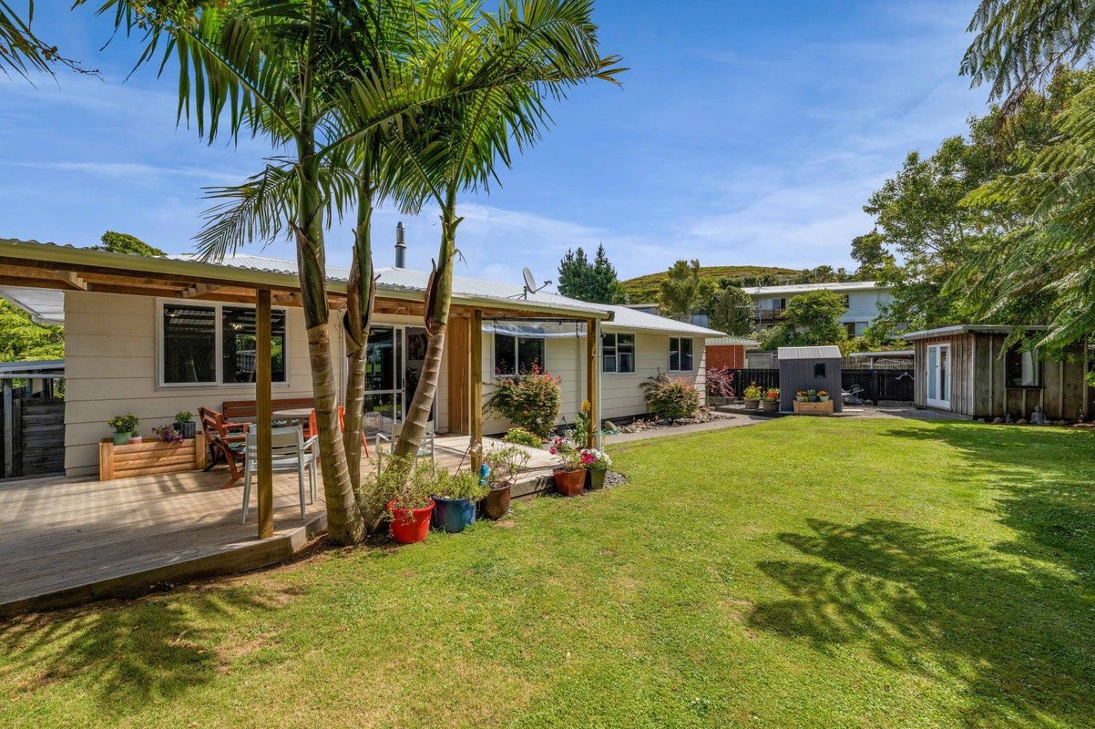 8 Shaldon Crescent, Blagdon, New Plymouth - Carousel 2