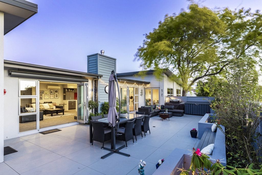 5 Seabrooke Drive, Spencerville, Christchurch - Carousel 1