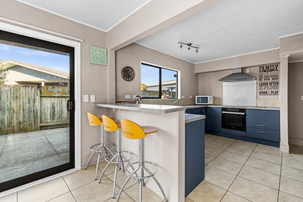 54 Gloucester Street, Greenmeadows, Napier - Carousel 2