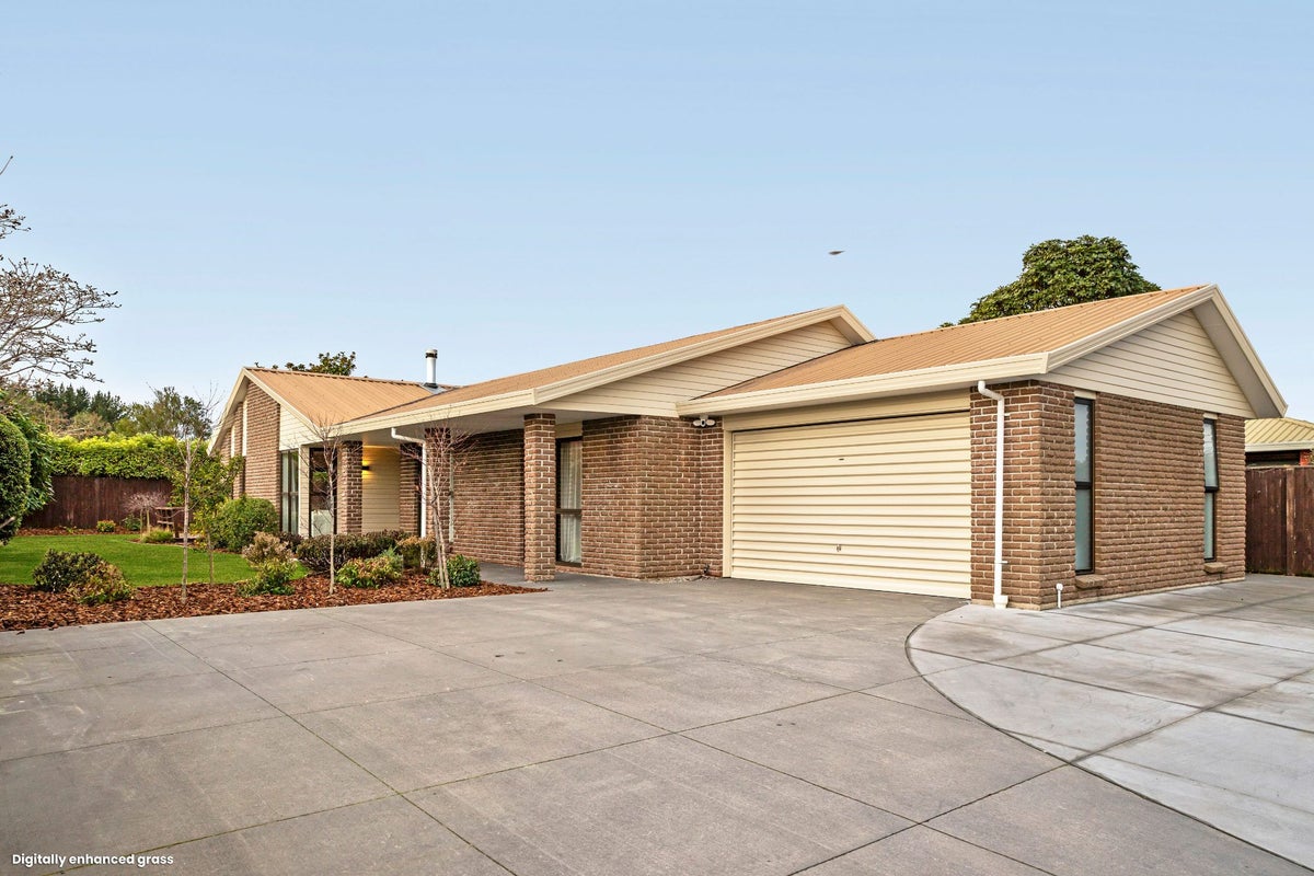 3 Broadhaven Avenue, Parklands, Christchurch - Carousel 1