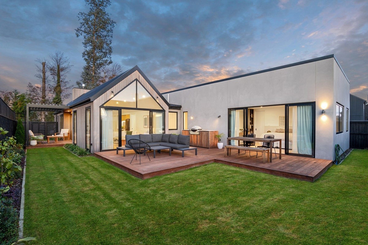 3 Lizard Lane, Casebrook, Christchurch - Carousel 1