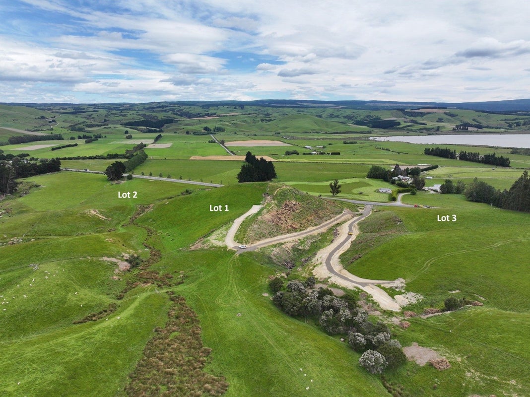 990B Waihola Highway, Waihola, Clutha, Otago - Carousel 1