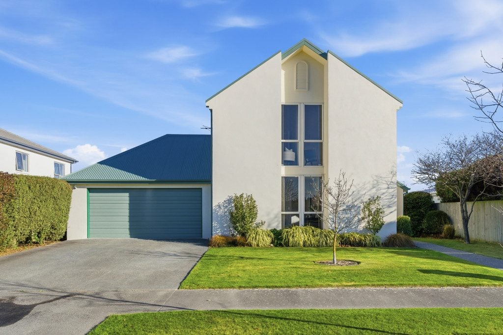 49 Bibiana Street, Aidanfield, Christchurch - Carousel 1