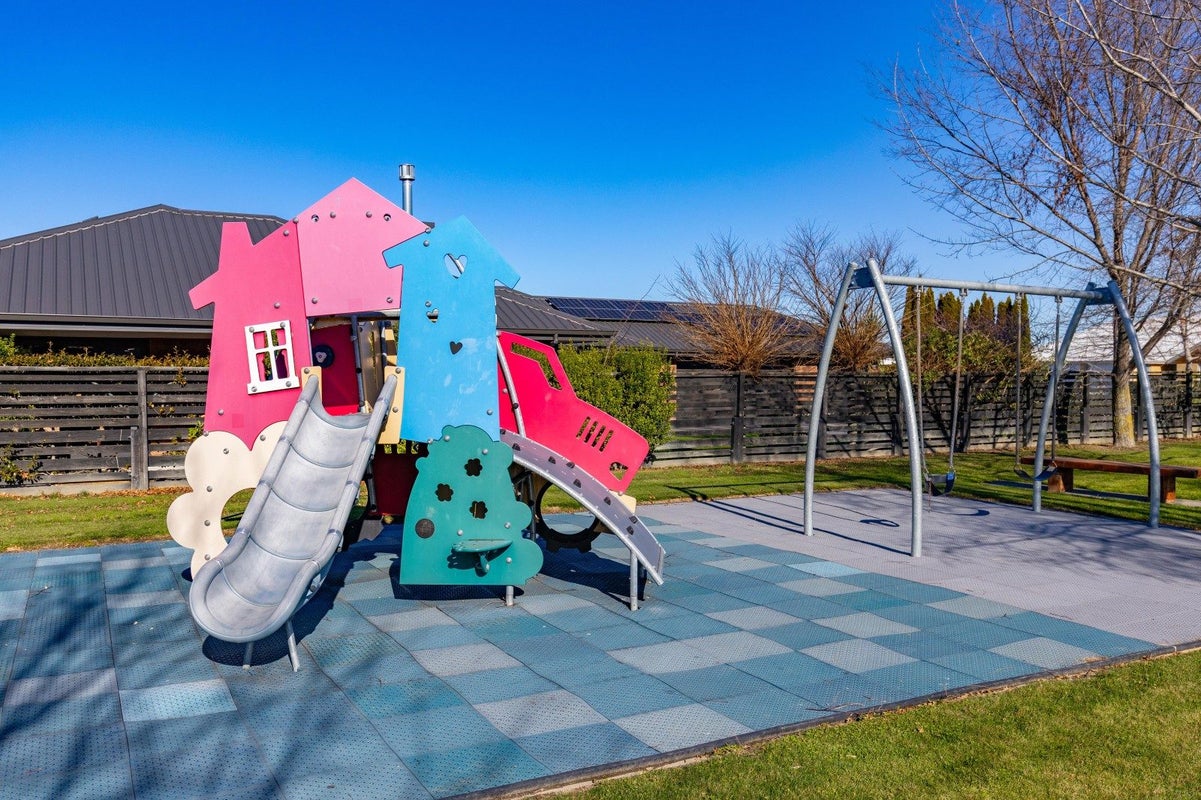 28 Windsor Close, Springlands, Blenheim - Carousel 36