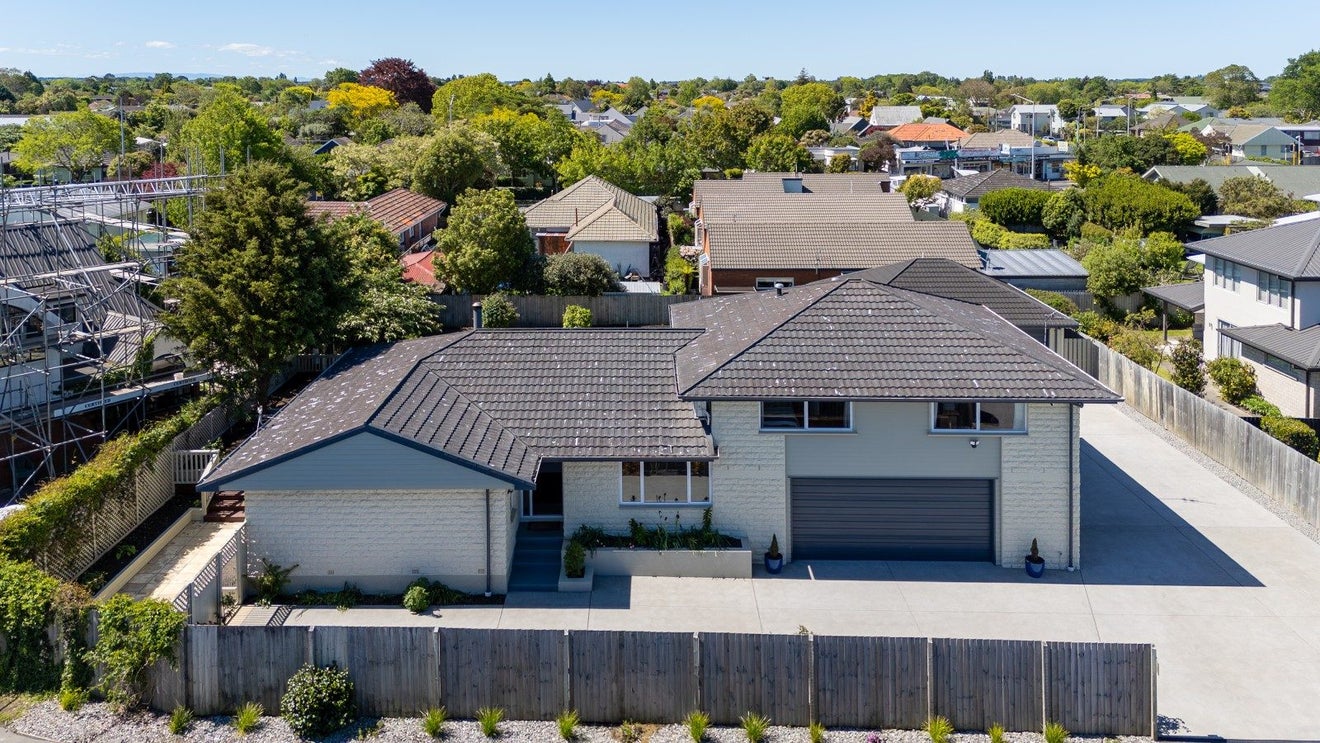 100A Aorangi Road, Bryndwr, Christchurch - Carousel 31