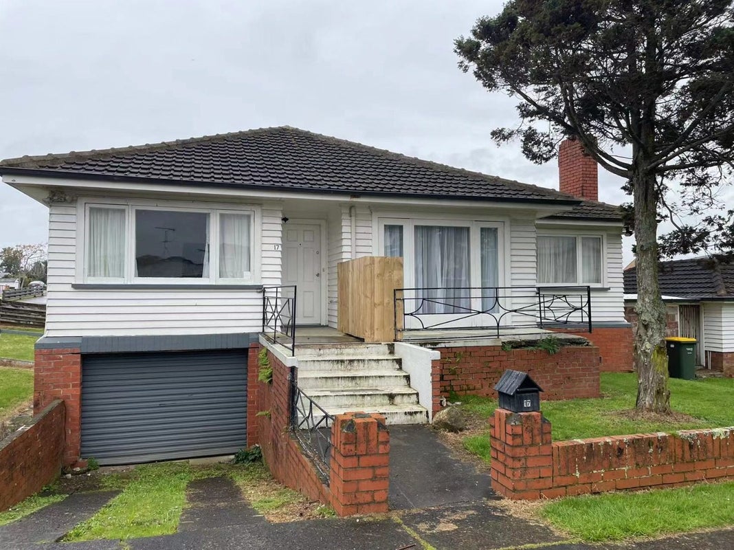 17 Blair Avenue, Pukekohe, Pukekohe - Carousel 1