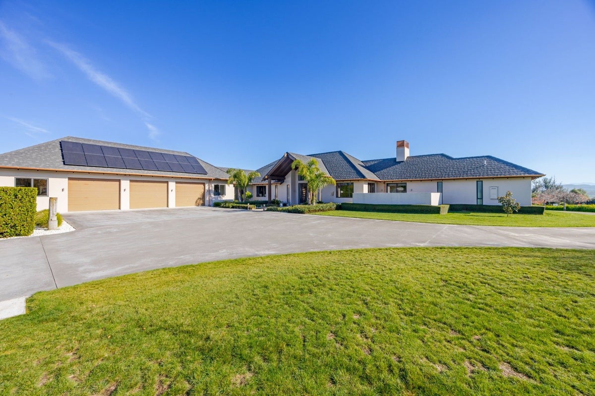 223F Racecourse Road, Waipukurau, Waipukurau - Carousel 2