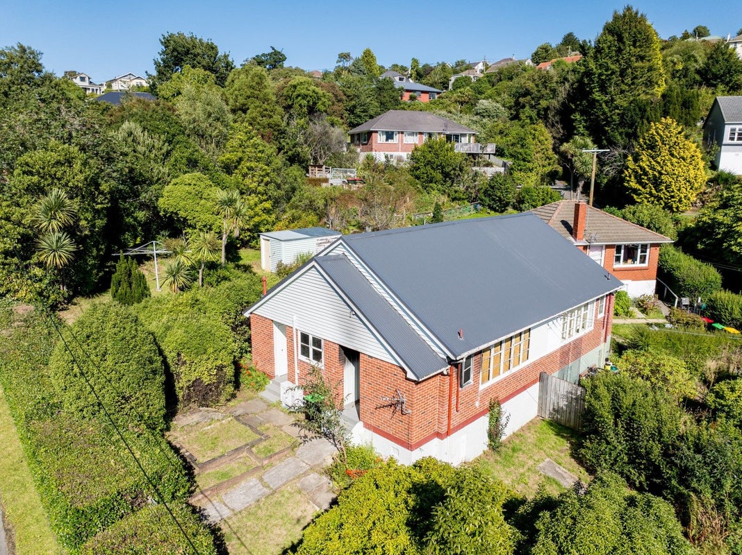 17 Craighall Crescent, Wakari, Dunedin - Carousel 2
