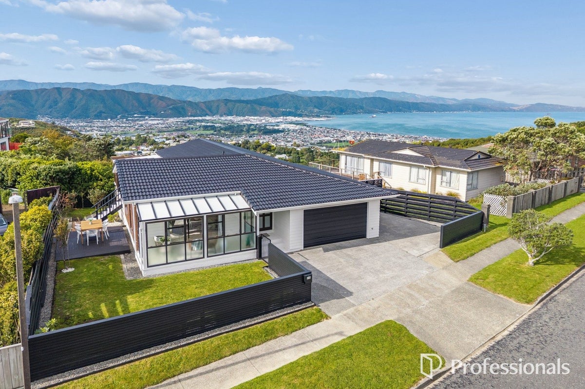 276 Maungaraki Road, Maungaraki, Lower Hutt - Carousel 1