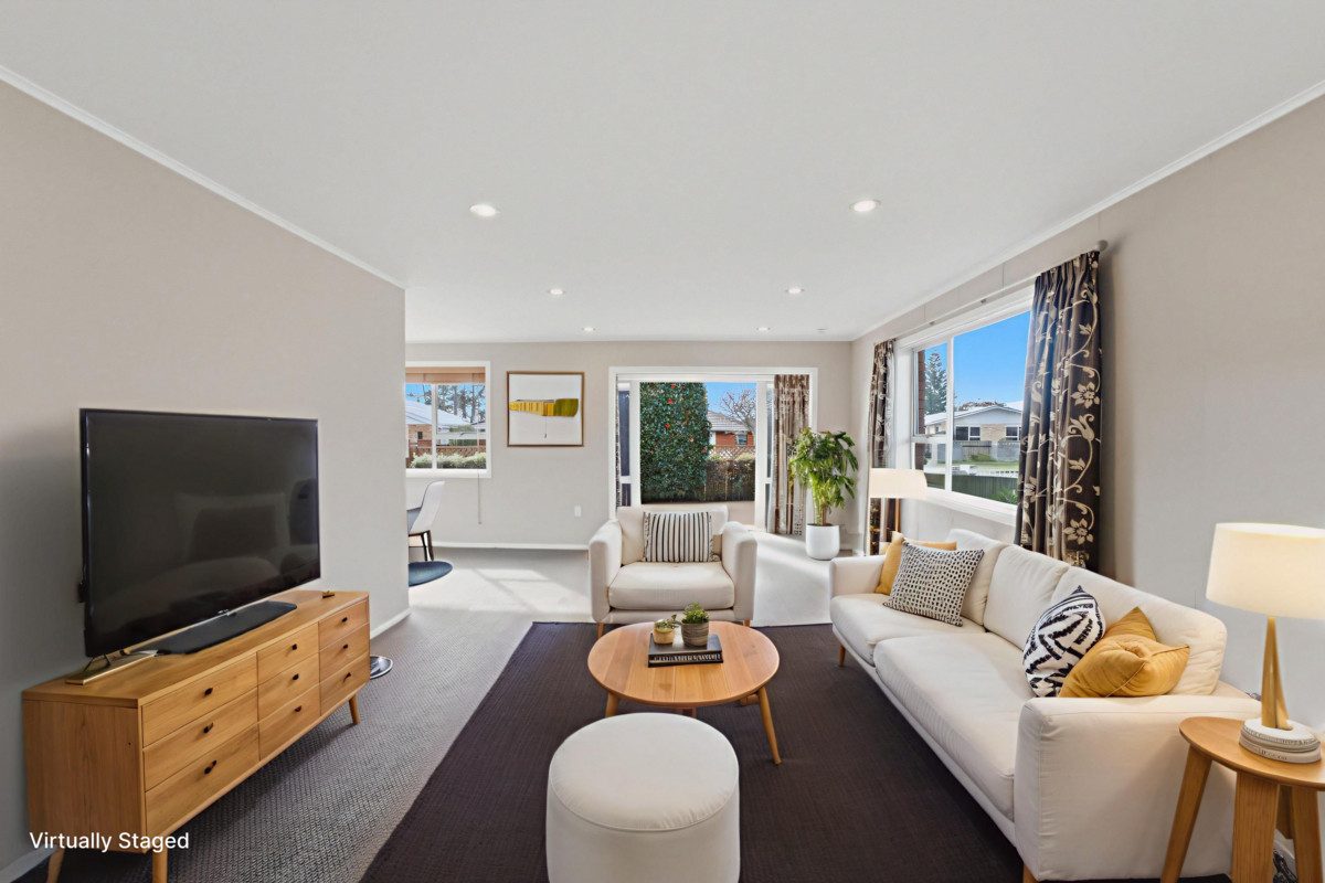 21 Truby King Street, Merrilands, New Plymouth - Carousel 2