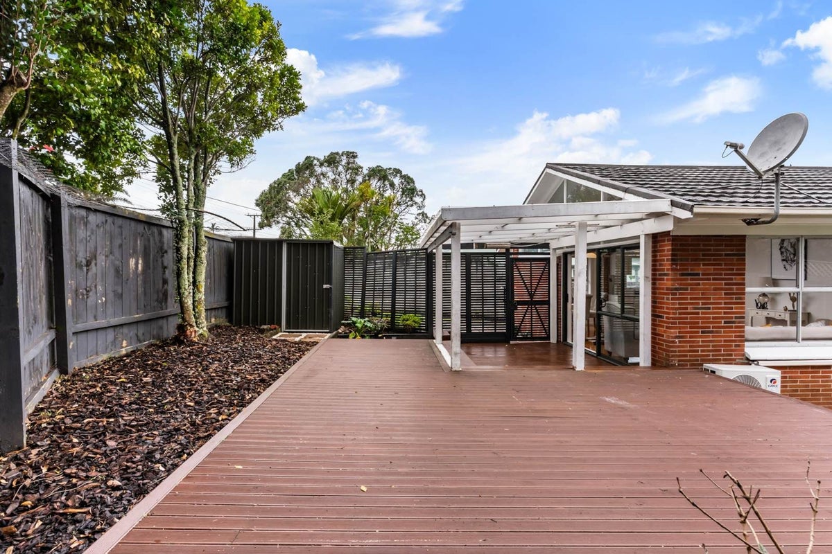 1/118 Lake Road, Belmont, Auckland - Carousel 1