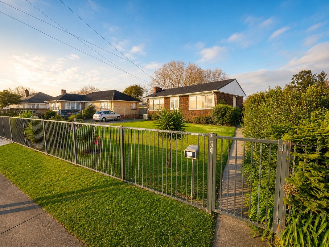 34 Williams Crescent, Otara, Auckland - Carousel 1
