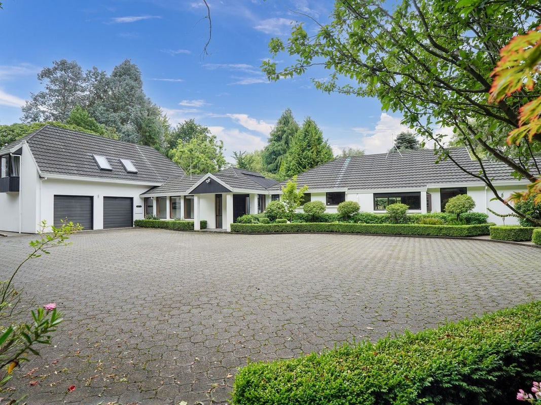 843 North Road, Lorneville, Invercargill - Carousel 1